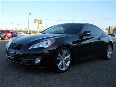 We finance! 3.8 coupe grand touring leather roof navigation 1owner no accident!