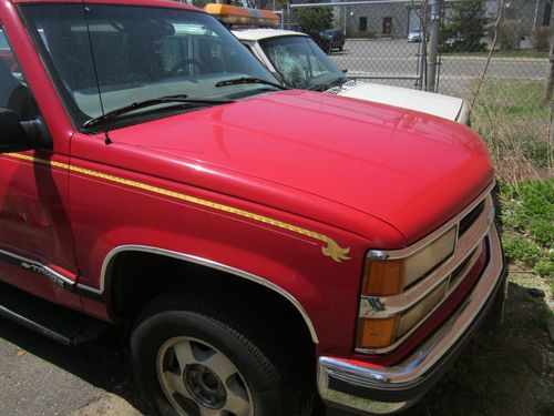 1999 chevrolet tahoe fire marshall vehicle (fire damaged) poor condition