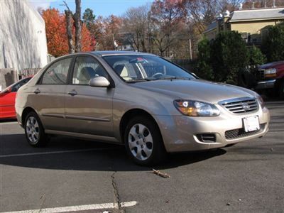 2009 kia spectra ex sedan 4-door 2.0l (only 23k miles!! like new!!)