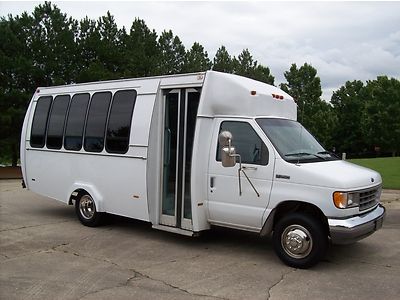 21 passenger church bus 7.3l diesel front rear a/c camp van shuttle runs great