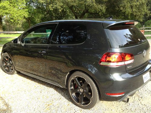 2010 volkswagen gti base hatchback 2-door 2.0l