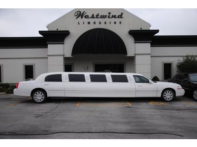 Limo, limousine, lincoln, town car, 2003, white, luxury, stretch, sedan, mega,