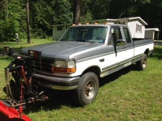 1995 ford f-250 xlt extended cab pickup 2-door 7.5l