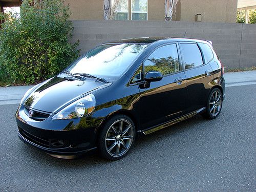 2007 honda fit sport 5 speed manual hatchback 1.5l, only 46k miles!