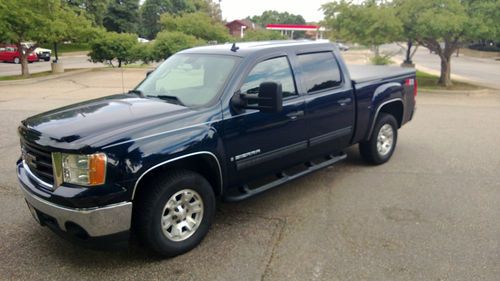 2007 gmc sierra 1500 sle - blue, crew cab, z71 off-road package