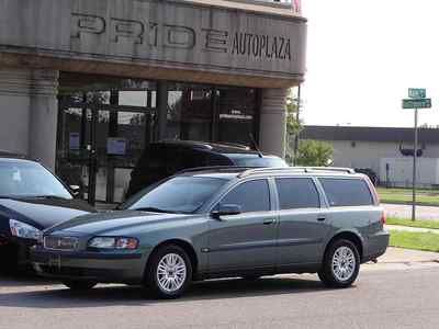 2004 volvo v70, low 93k miles, very nice condition, clean title