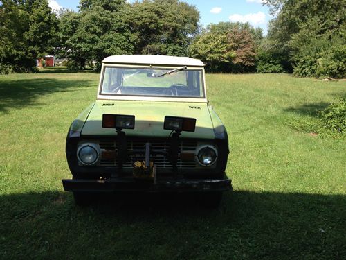 1974 ford bronco w/ 27,8xx original miles and 1 owner