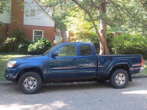 2006 toyota tacoma base extended cab pickup 4-door 2.7l