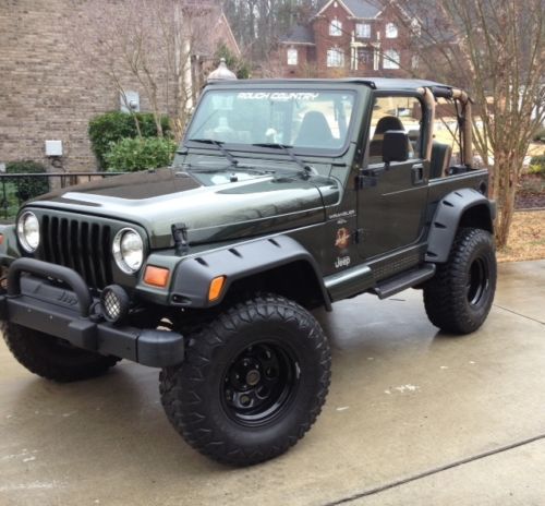 1998 jeep wrangler sahara - sharp!