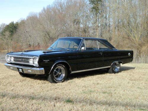 1967 plymouth gtx - fully restored - less then 1000 miles on resto - no reserve!