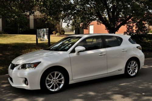 2012 lexus ct200h premium, heated seats, sunroof, lexus warranty