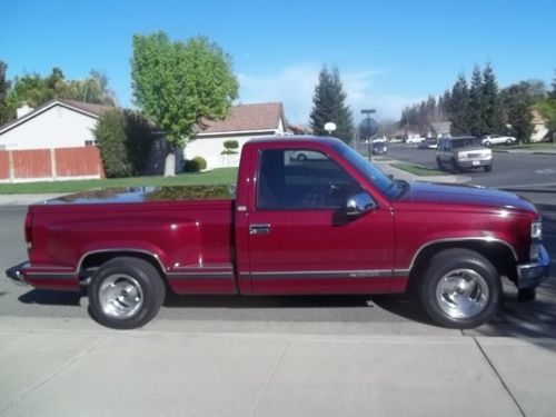 1989 chevy silverado 1500, v8, 350 engine, stepside pickup  2 doors