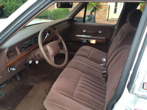 1989 Ford LTD Crown Victoria 5.0L V8, 1-Owner, Original Miles Time Capsule Clean, US $4,500.00, image 11