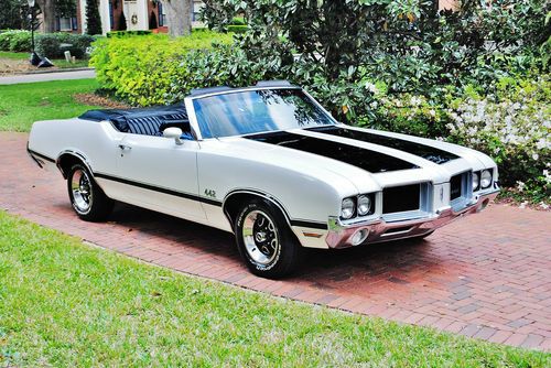 Absolutly beautiful 1971 oldsmobile 442 convertible cold a/c simply amazing nice
