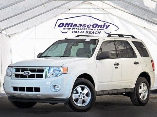 Keyless entry luggage rack cruise control factory warranty off lease only