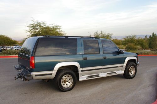Turbo diesel suburban, newer motor and trans, 4wd, immaculate interior