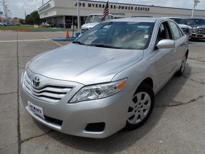 2011 camry le one owner  all power options well kept