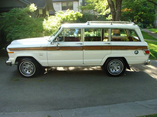 Jeep wagoneer 1982 4x4 suv classic