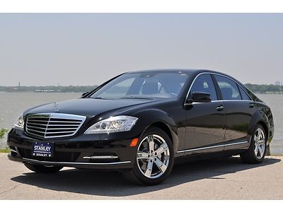 S550 premium 2 pkg with split view screen / clean carfax 1 owner / low miles