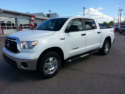 New 2013 toyota tundra crewmax 4x4 trd demo $10,000 off msrp