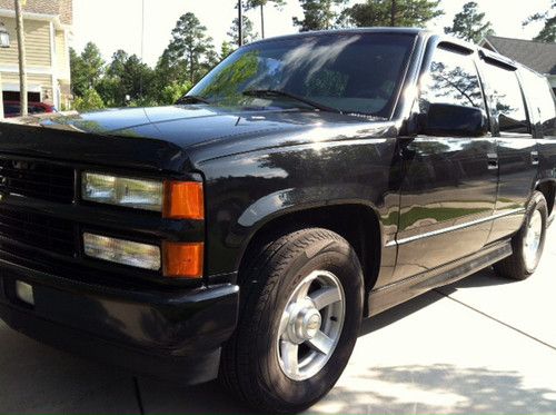 2000 chevrolet tahoe limited 2wd