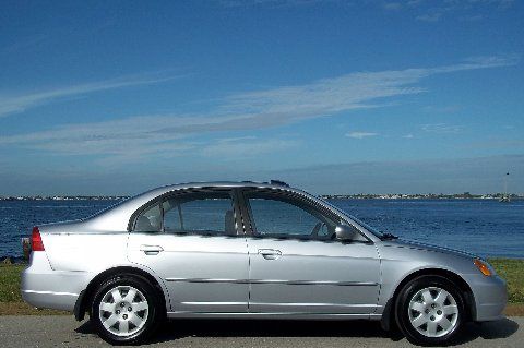 Fla pre-owned~rare 5 speed~sunroof~low miles~38 mpg~ex~cd~new tires~ 03 04 05
