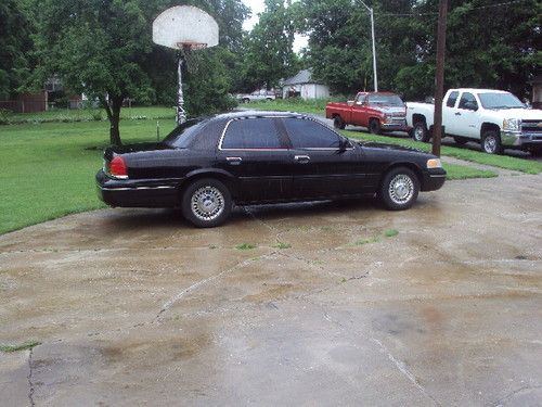 2001 ford crown victoria police cruiser black detective vehicle