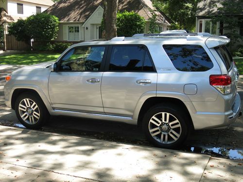 Toyota 2010 4runner limited silver, black leather, xm radio, all weather mats