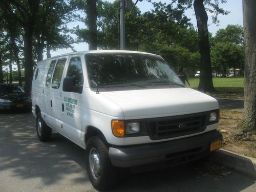 2006 ford e250 cargo van low reserve!