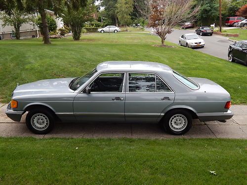 1984 mercedes benz 300 sd diesel only 75k runs awesome!!!! great mpg