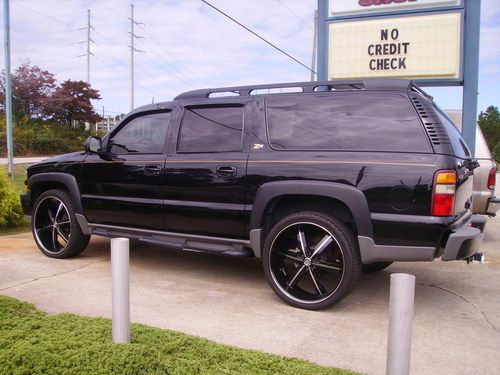 2003 chevy suburban z71 very nice suv only 75k miles loaded priced to sell