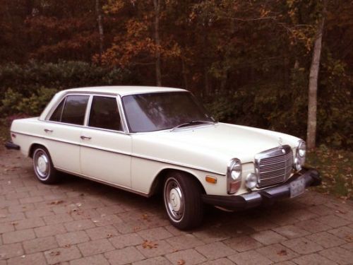 1975 mercedes-benz-ivory- 200-series 280 -mint condition!