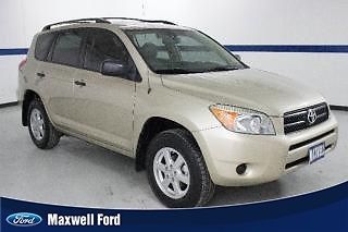06 toyota rav4 4dr 4-cyl leather great fuel economy and comfortable