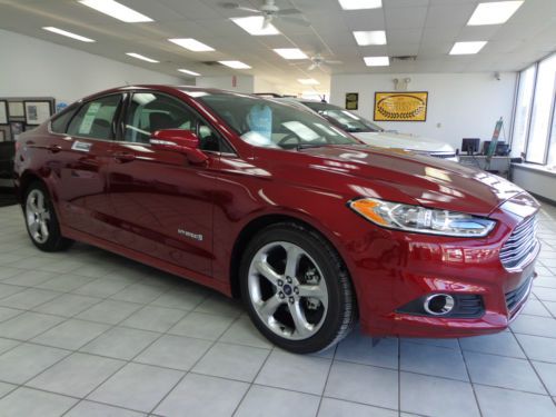 New 13 fusion se hybrid 4 cylinder rear backup camera ruby red tinted clearcoat