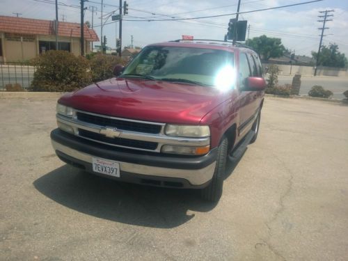 2001 chevrolet tahoe lt sport utility red 4-door 5.3l v-8  rwd good condition