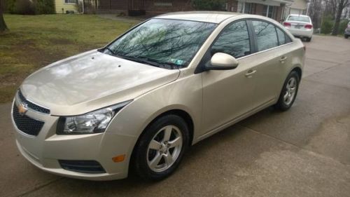 2012 chevrolet cruze lt  only 12k miles