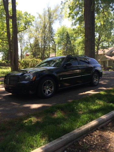 2005 dodge magnum r/t wagon 4-door 5.7l