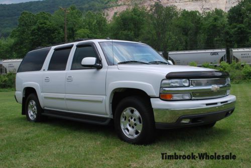 2004suburban trade in very nice condition great miles great buy! dvd system