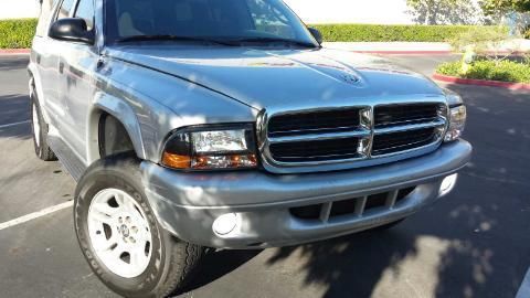 2003 dodge durango slt sport utility 4-door 4.7l  3&#034; doetsch lift  8 seater