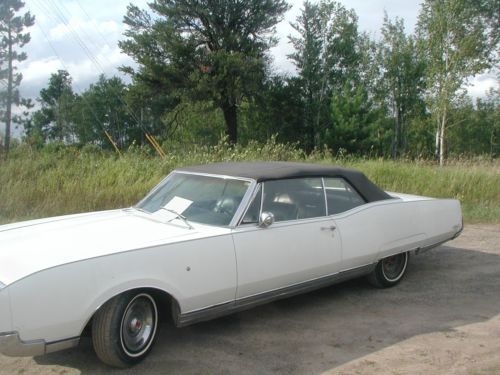 1967 oldsmobile 98 convertible no rust runs great