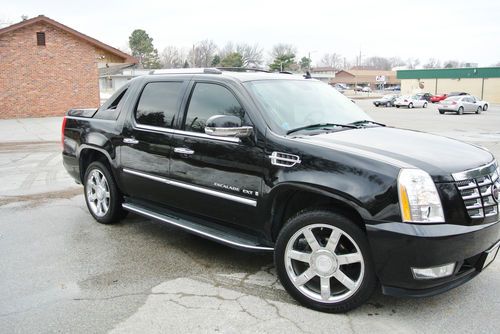 2007 cadillac escalade ext black 6.2l awd completely loaded with 22inch rims