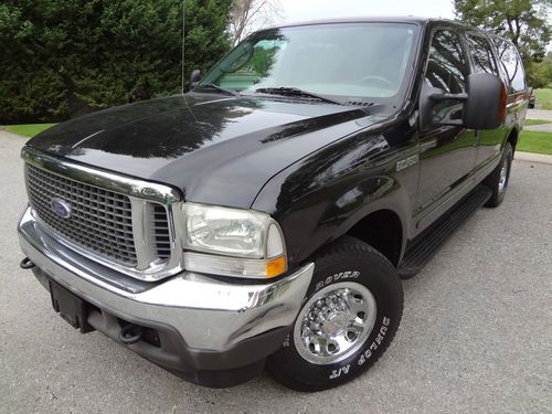 2004 ford excursion xlt! 5.4 v8-2wd, super clean &amp; very well maintained