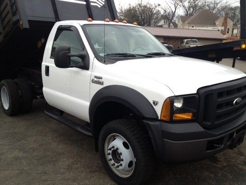 2007 ford f 450 4x4 with 9ft. dump bed only 4,000 miles