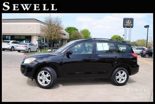 2009 black toyota rav4 one owner ipod mp3 mint condition needs nothing