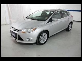 12 ford focus hatchback sel cloth seats ambient lighting, sync, we finance!
