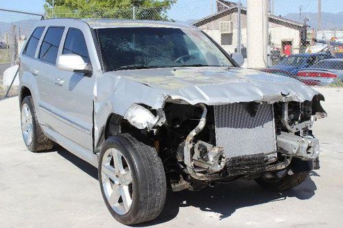 2007 jeep grand cherokee srt-8 damaged clean title hemi powered loaded low miles