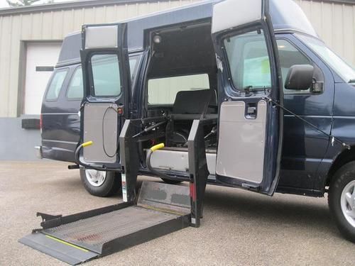 2001 ford e-250 extended van with side door wheelchair conversion