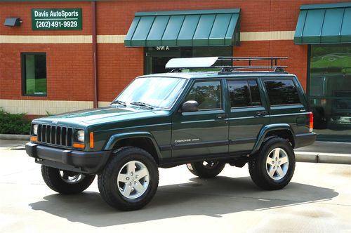 Jeep cherokee sport / 1 owner / brand new lift / tires / wheels / amazing cond.