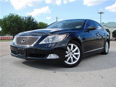 Ls460,keyless go,rearview camera,touch screen navigation,heated/cooled setas,gr8