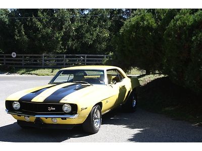 1969 chevrolet camaro z28 4 speed 302 disc brakes we ship world wide